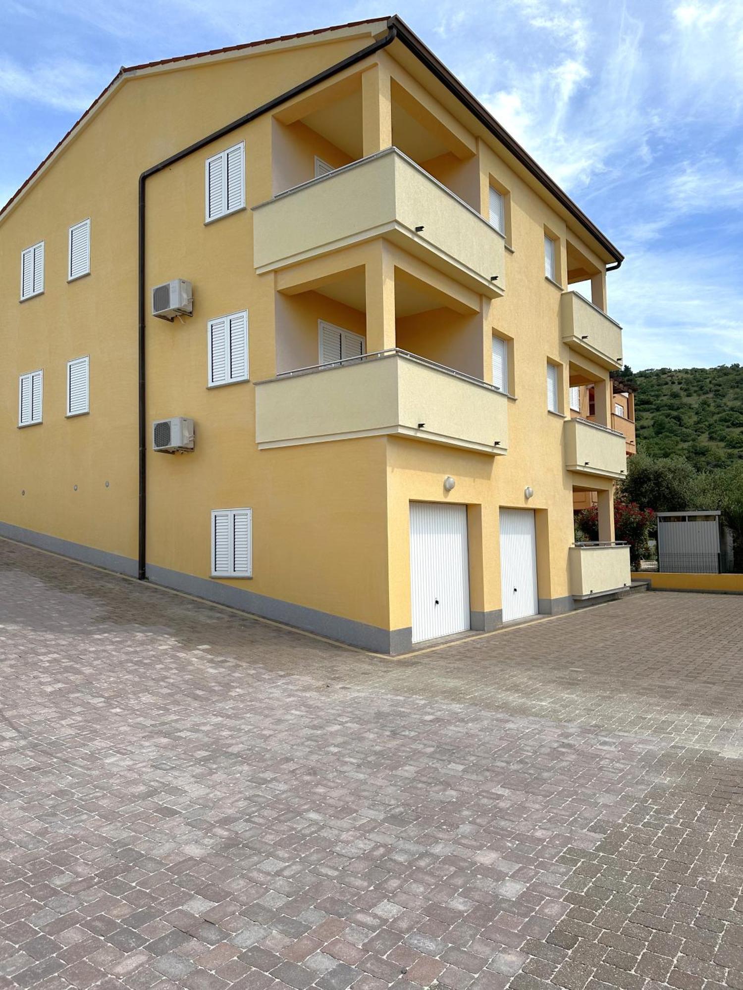 Apartments Quarnero 拉巴克 外观 照片
